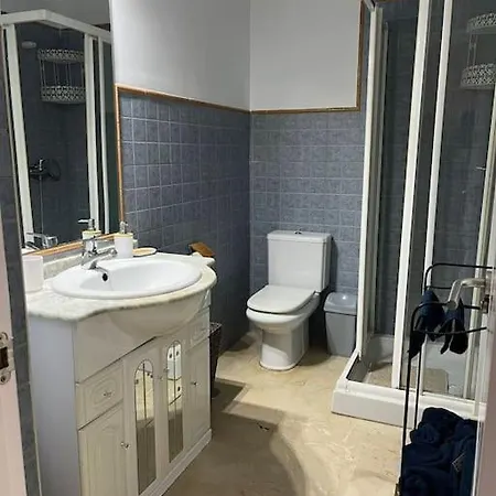 Marina De Casares Апартаменты *