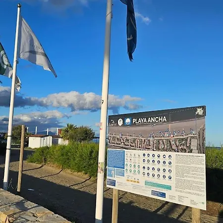 Marina De Casares Апартаменты *